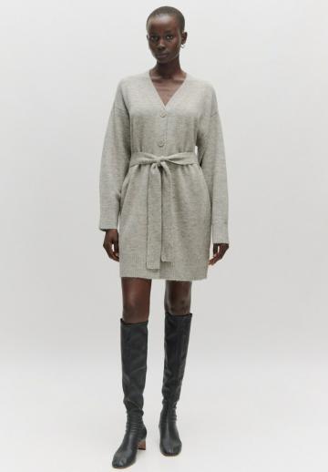 Вязаное платье