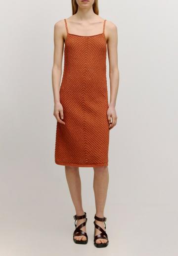 Вязаное платье