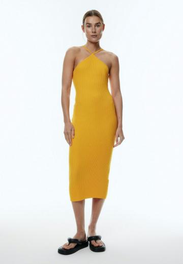 Платье футляр