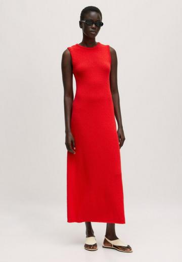 Вязаное платье