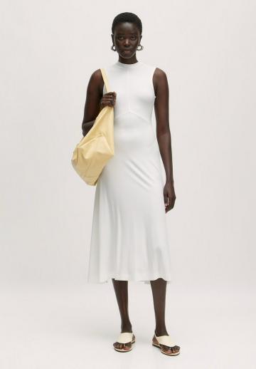 Платье футляр