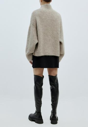 Длинный пуловер