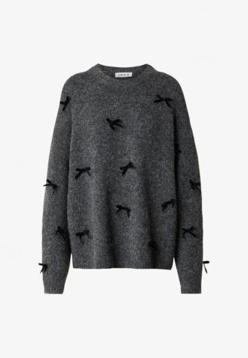 Длинный пуловер