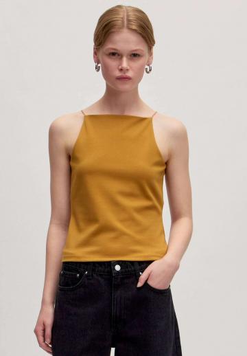 Топ на бретельках