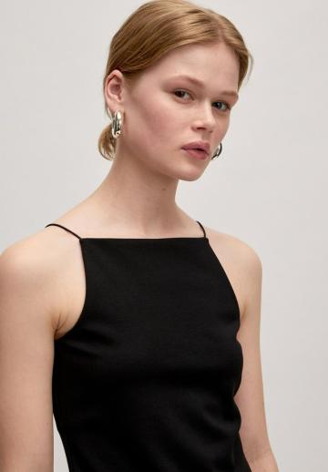 Топ на бретельках