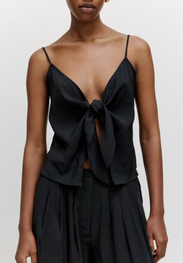 Топ на бретельках