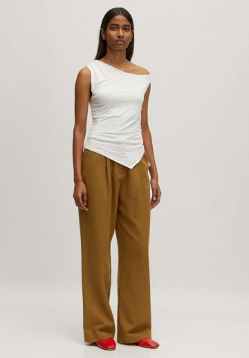 Блузка без рукавов