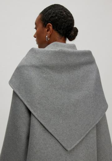 Шерстяное пальто