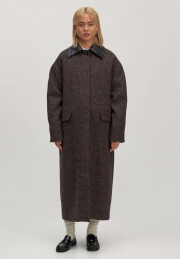 Шерстяное пальто