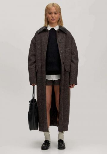 Шерстяное пальто