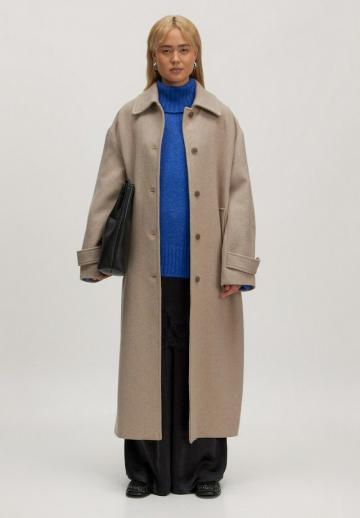 Шерстяное пальто