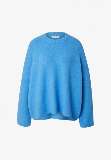 Длинный пуловер