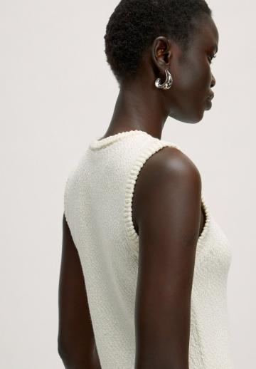 Вязаное платье