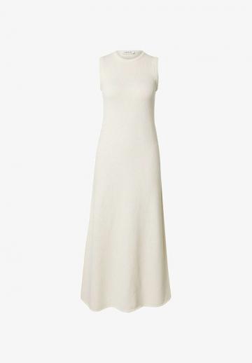 Вязаное платье