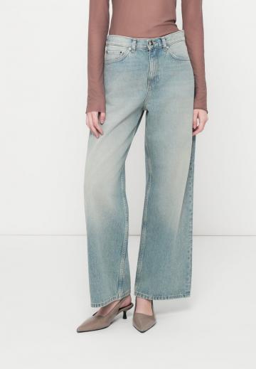 Свободные джинсы