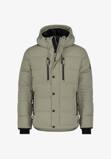 Зимняя куртка