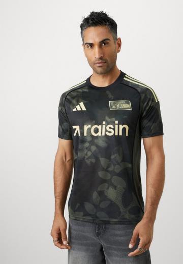 Спортивная форма