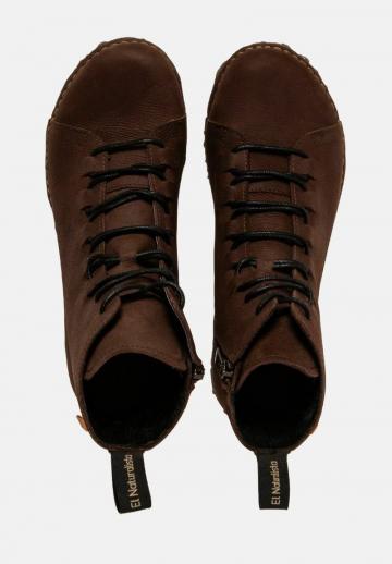 Ботинки на шнуровке