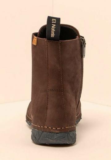 Ботинки на шнуровке