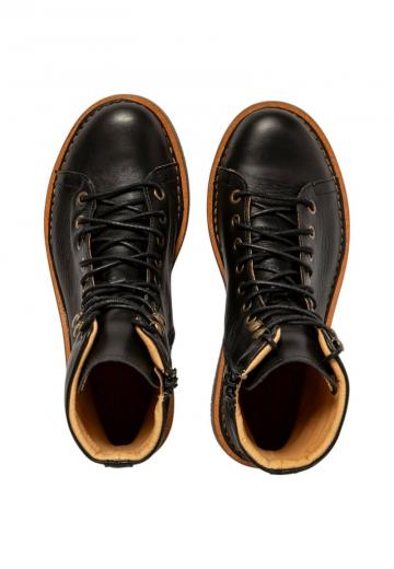 Гандбольные кроссовки