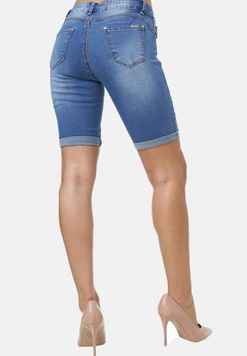 Джинсовые шорты