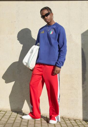 Спортивная кофта