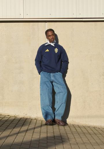 Спортивная кофта