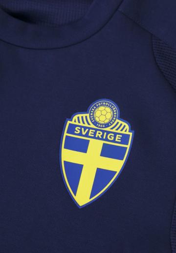 Спортивная кофта