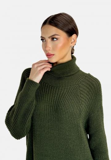 Вязаное платье