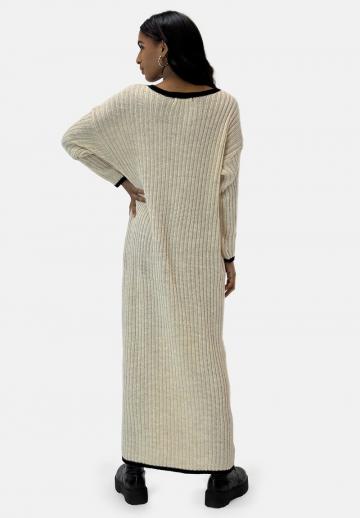 Вязаное платье