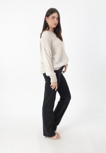 Пуловер с вырезом V