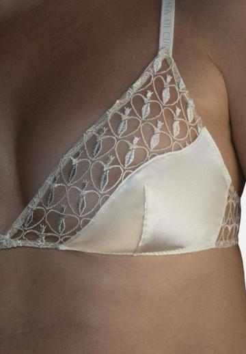 Бюстгальтер