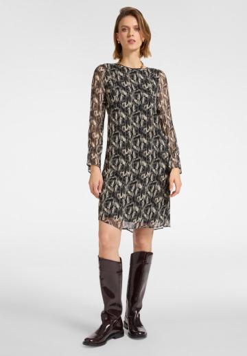 Короткое платье