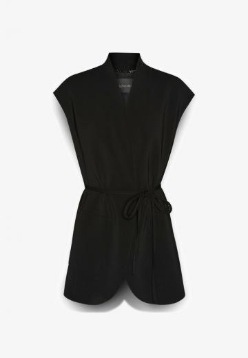 Короткое пальто