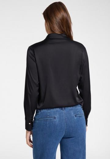 Атласная блузка