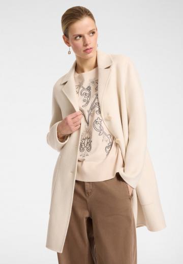 Короткое пальто