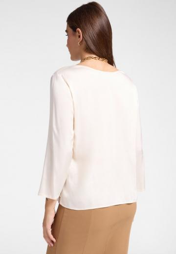 Атласная блузка