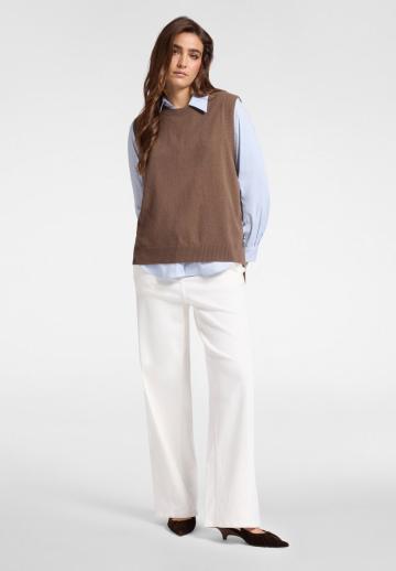 Пуловер без рукавов