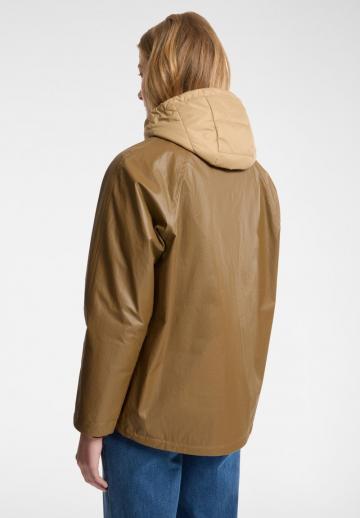 Зимняя куртка