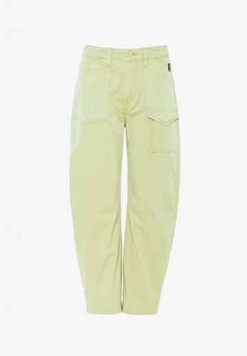 Брюки с накладными карманами