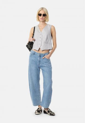 Прямые джинсы