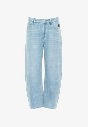 Прямые джинсы