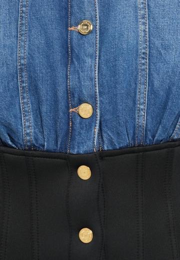 Джинсовая куртка