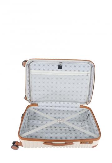 Чемодан на колесах