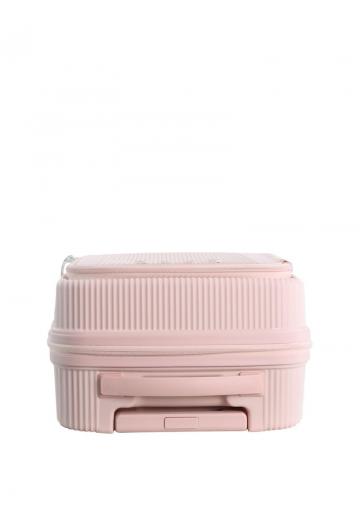 Чемодан на колесах