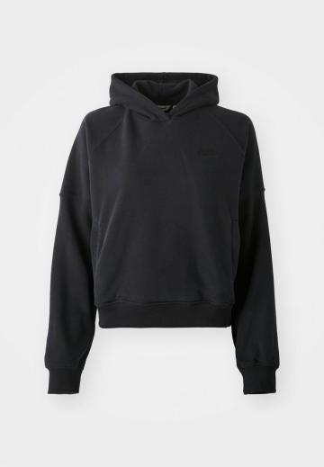 Пуловер с капюшоном