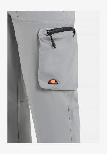 Брюки с накладными карманами