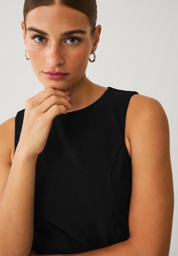 Короткое платье