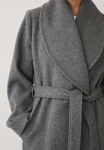 Шерстяное пальто
