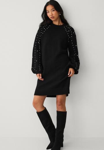 Вязаное платье